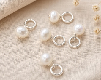 Sterling Silver White Freshwater Pearl Charm: 5-6mm Accent