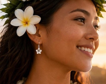 Orecchini a forma di plumeria in argento sterling, orecchini floreali hawaiani
