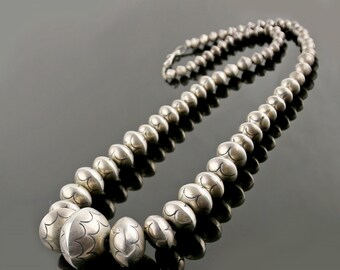 Native American Silver Beads Necklace