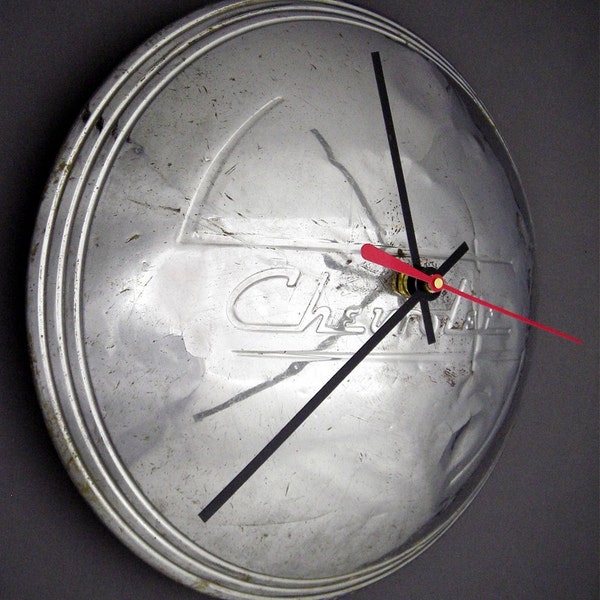 1937 - 1938 Chevrolet Hubcap Clock - Chevy Classic Car Wall Clock