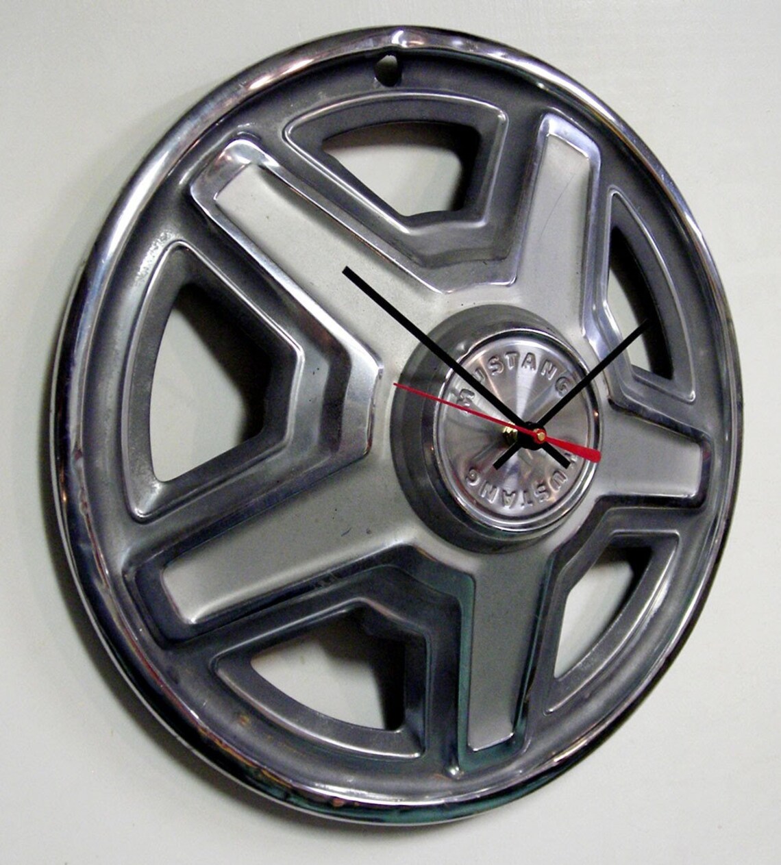 1969 Ford Mustang Hubcap Clock Classic Car Wall Clock Etsy