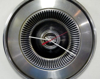 1972 - 1977 Ford Maverick, Ford Torino, Mercury Comet, Mercury Montego Wall Clock - Vintage Car Hub Cap - 1973 1974 1975 1976 - Men's Decor