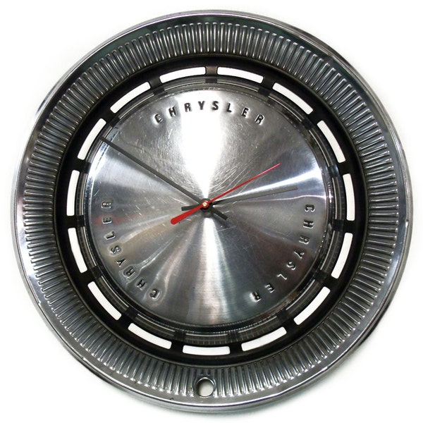 1970 Chrysler New Yorker Newport Hubcap Clock - Retro Automotive Wall Decor - Classic Car Hub Cap