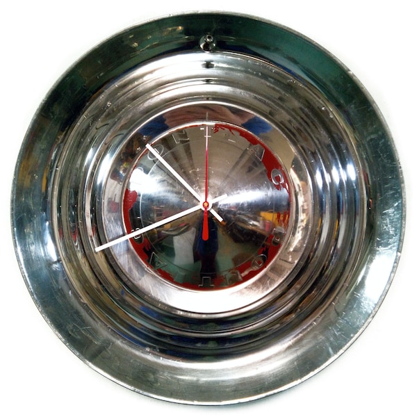 1954 Pontiac Hubcap Clock - Chieftain Star Chief Catalina - Classic Car Wall Clock - Unique Mens Gift - Father's Day Gift