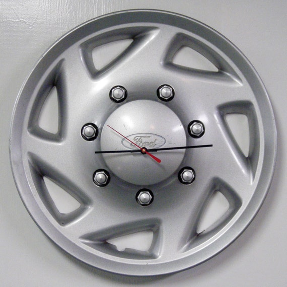 Van hubcaps 2024