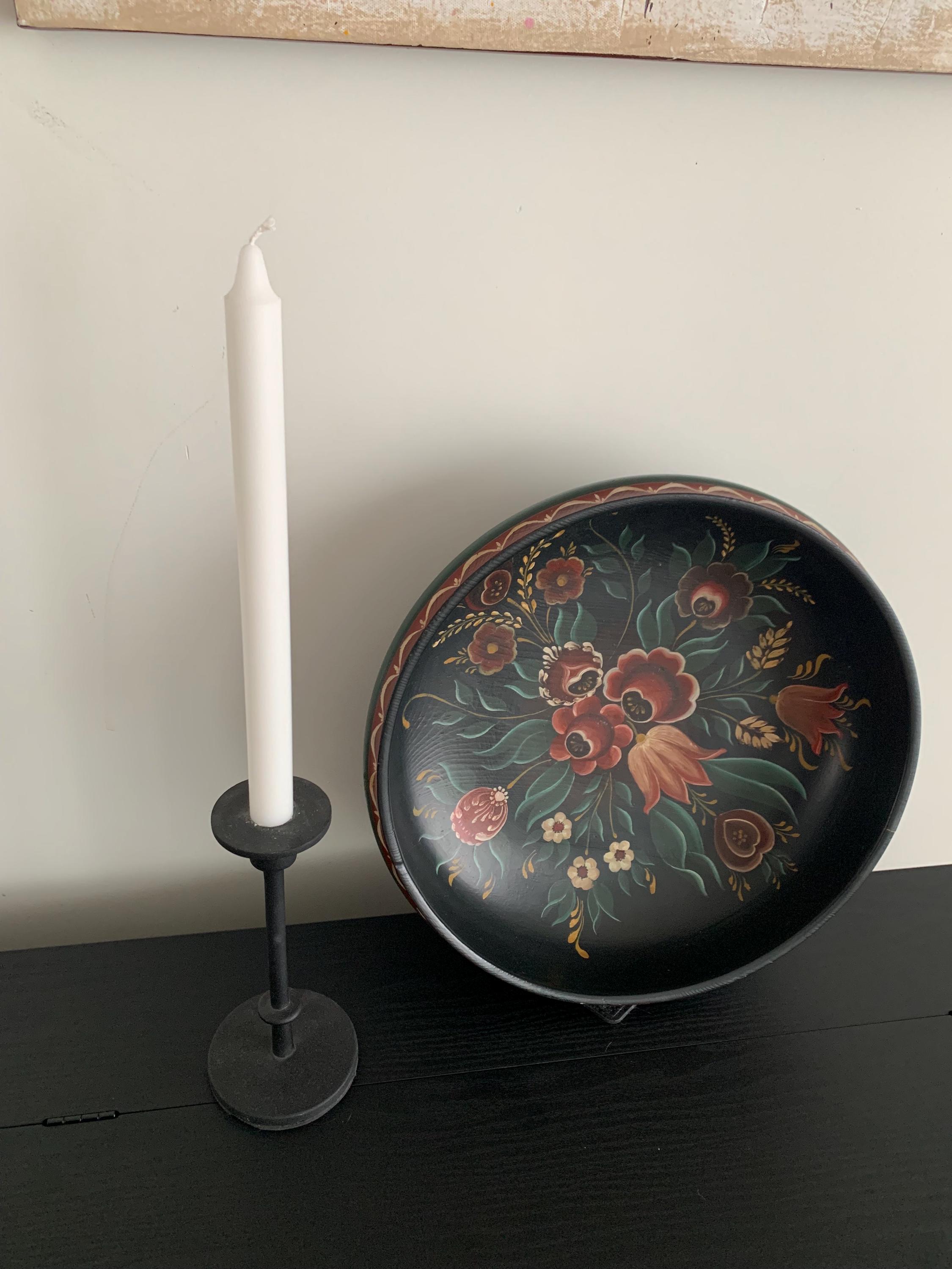 ノルウェーのローズペイント木製ボウル（1977年製）/ヴィンテージ