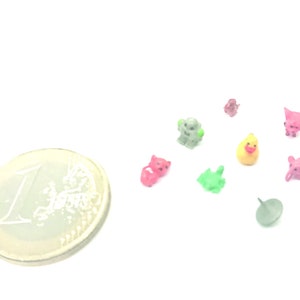 Dollhouse miniature real capsule toys gashapon with mini toys, 1/12 scale image 4