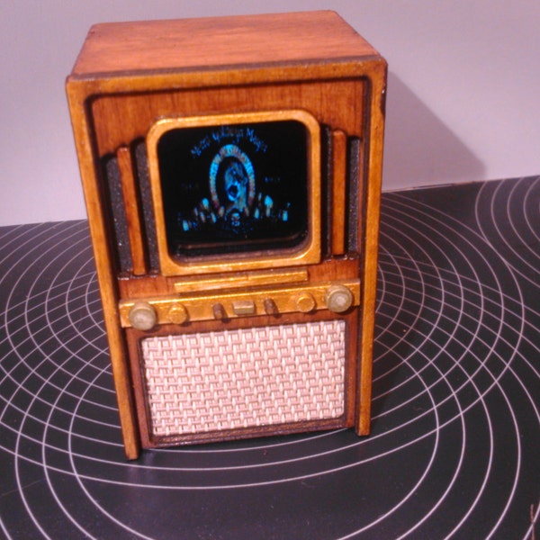 Miniature working vintage mid century 50s TV, 1/12 scale for dollhouse and roombox.