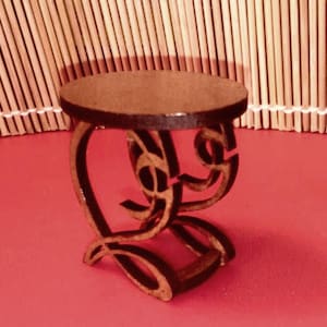 Mahonie bijzettafeltje in art-nouveaustijl, 1/12 miniatuur voor poppenhuizen