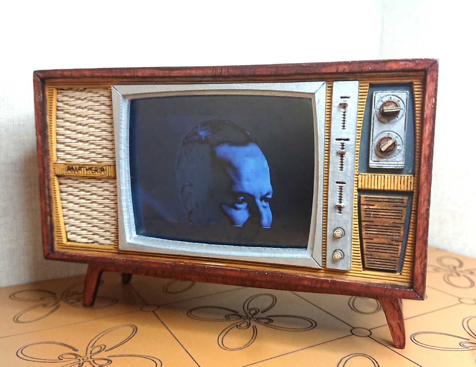 Dollhouse Miniature Working Vintage Mid Century TV 1/12 Etsy