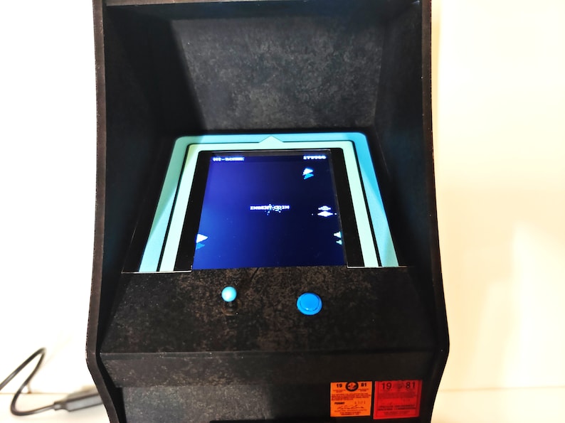Miniature arcade machine, urban legend Polybius game, 1/6 scale image 3