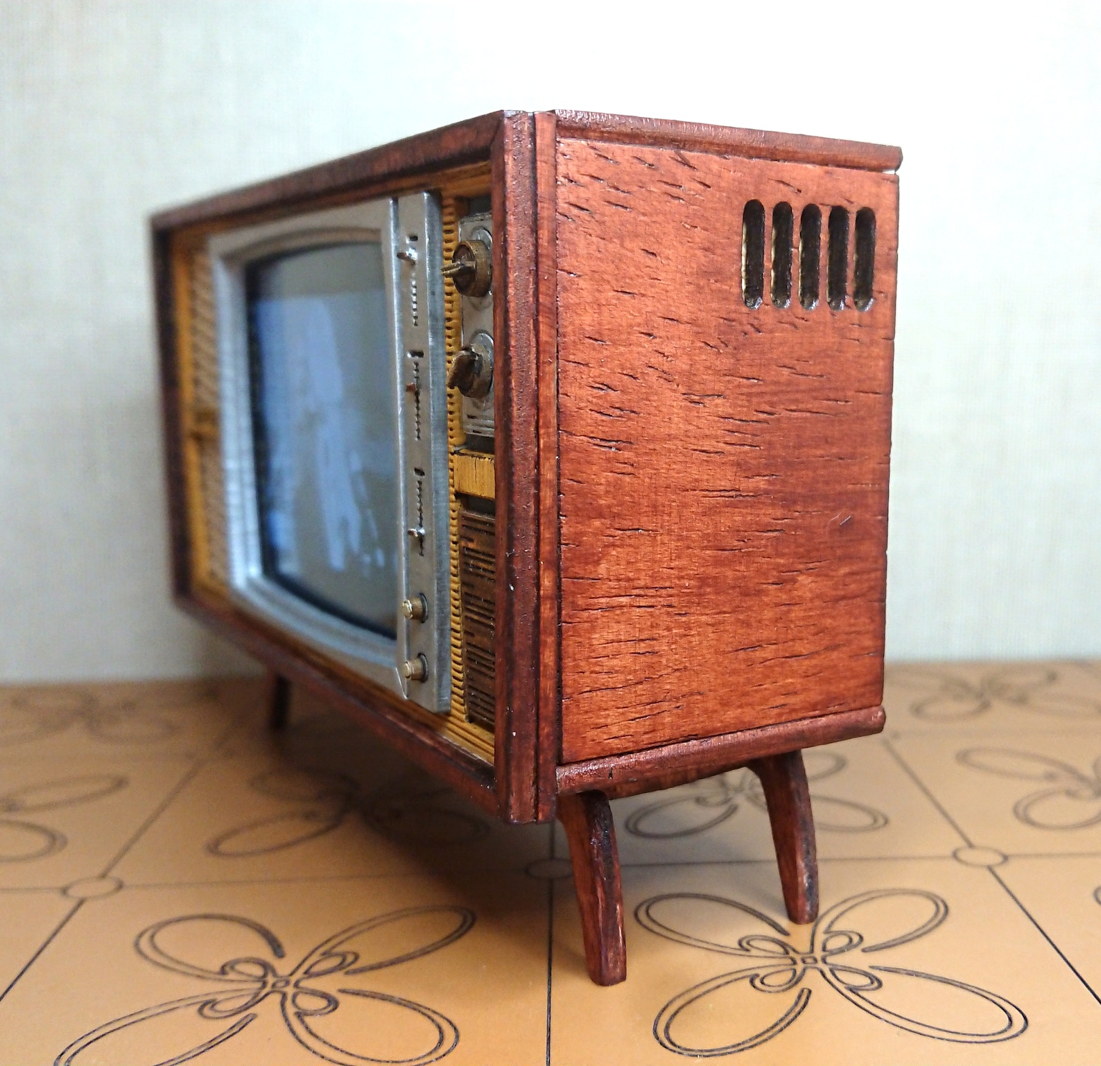 Dollhouse Miniature Working Vintage Mid Century TV 1/12 Etsy