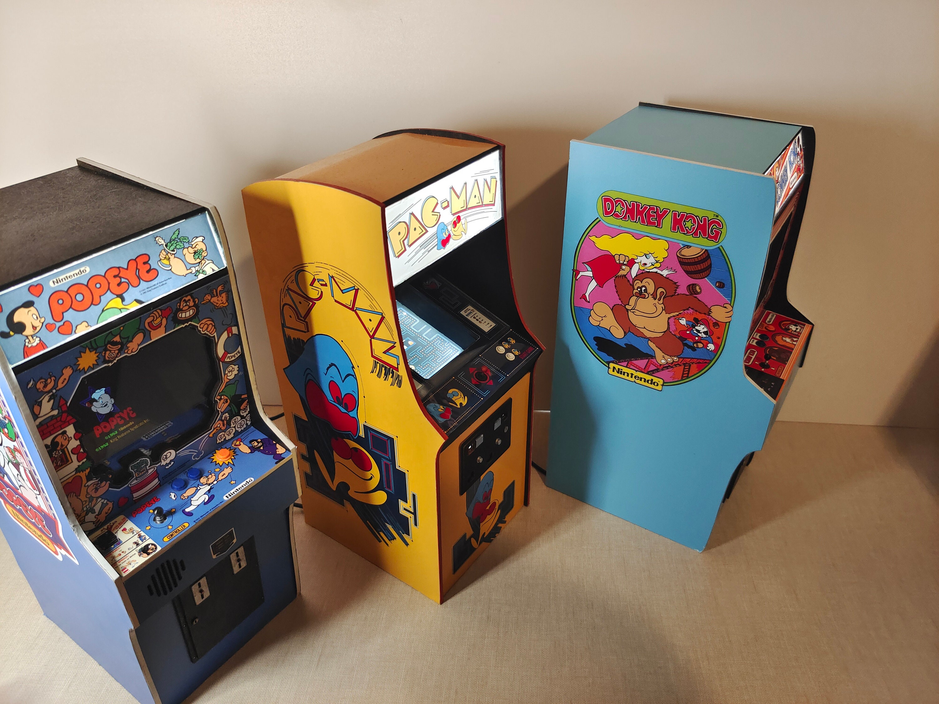 アーケードゲーム　格闘ゲーム　フィギュア　ミニチュア　平成　レトロ　レア　駄玩具 レトロなアーケードゲーム筐体がミニチュア化！「ナムコ アーケード