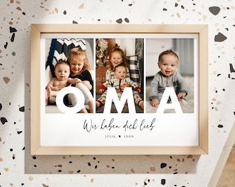 Op de afbeelding: Een ingelijste fotocollage met drie foto's van kinderen. De foto's zijn verticaal gerangschikt met het woord "OMA" in grote witte letters boven de foto's. De tekst "Wir haben dich lieb" staat onder de foto's, met de namen "JULIA" en "LEON" eronder.