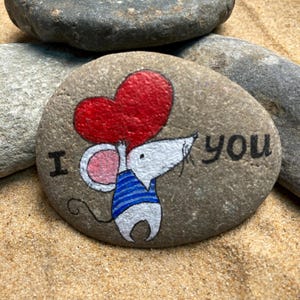 Hand-Painted &quot;I Love You&quot; Mouse Stone, painted stones, beach stones, personalized gift, mothers day, gifts for her, Unique Natural Decor