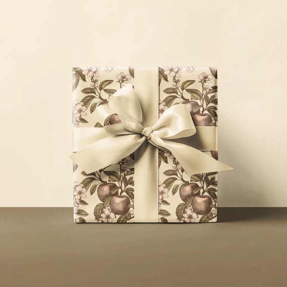 Vintage Floral Wrapping Paper: Elegant Gift Wrap, High-Definition Print