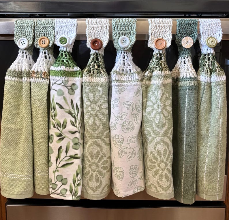 Green Designs: Crocheted Top Kitchen or Bathroom Hand Towels