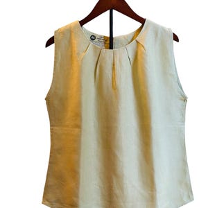 Aurora in Green - 100% HEMP Women Top | Eco Friendly | Sustainable | Breathable | Non-toxic Natural Fiber | Green Fashion | Timeless Look