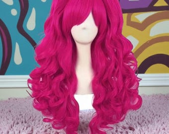 Peluca de personificación de Pinkie Pie de anime, linda peluca de cosplay rosa ondulada y rizada, cabello sintético inspirado en Pinkamena para fiestas y disfraces.