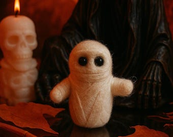 Halloween Tiny Needle Felted Ghost Figurine Decor,Handmade Gothic Ornaments