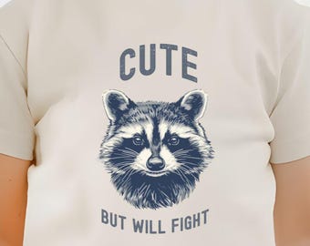 Maglietta per bambini con procione carino ma combattivo / Maglietta divertente per bambini con procione / Regalo carino per amanti degli animali / Maglietta accogliente per ragazzi a tema bosco