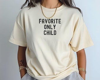 Koszulka Only Child: Zabawna minimalistyczna koszulka w wygodnych kolorach