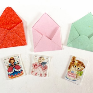 Cartes de voeux d&#39;anniversaire miniatures pour maison de poupée à l&#39;échelle 1/12