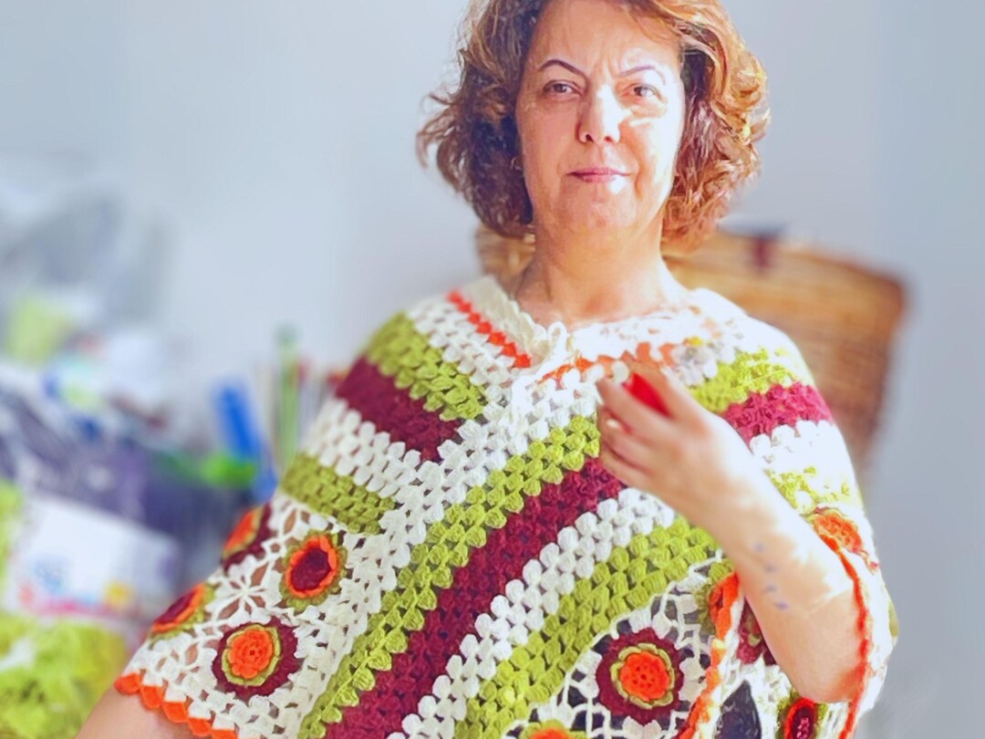 Fraully Women's Poncho main image 1
