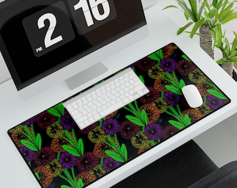 Floral Desk Mat Mouse Pad: Vibrant Flower Print Office Decor