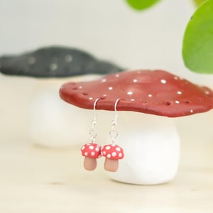 cute handmade mushroom earring holder - autumn cottagecore inspired jewelry organizer - fairycore style - nature lover gift - stars moon