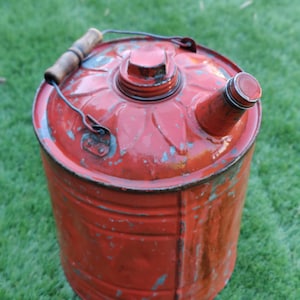 Vintage Tin Can Red