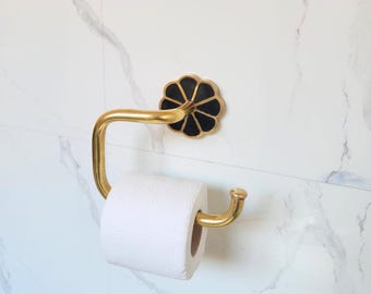 Flower Brass Toilet Roll Holder,Handcrafted Brass Toilet Roll Holder – Vintage Floral Wall-Mounted Paper Holder for Bathroom Decor.