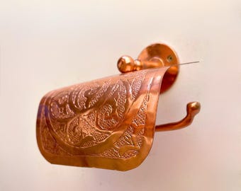 Engraved Solid Copper Toilet Paper Holder,Handmade Powder Room Roll Holder,Brass Wall Mounted Toilet Paper Holder