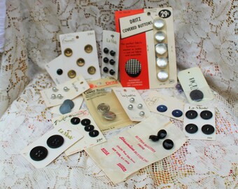 New Old Stock Lot of Vintage Buttons/Black and silver buttons/Vintage Seamstress/sewing/vintage sewing supplies/Streamline buttons Inc/Rare