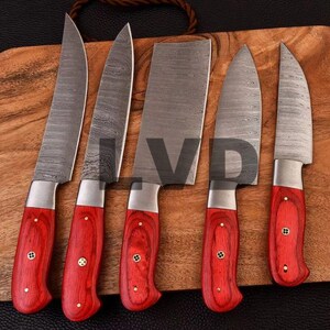 New High Quality 5 knives Set Damascus Steel Blade for Superior Sharpness, Balance, and Cutting Performance  Wood Handle