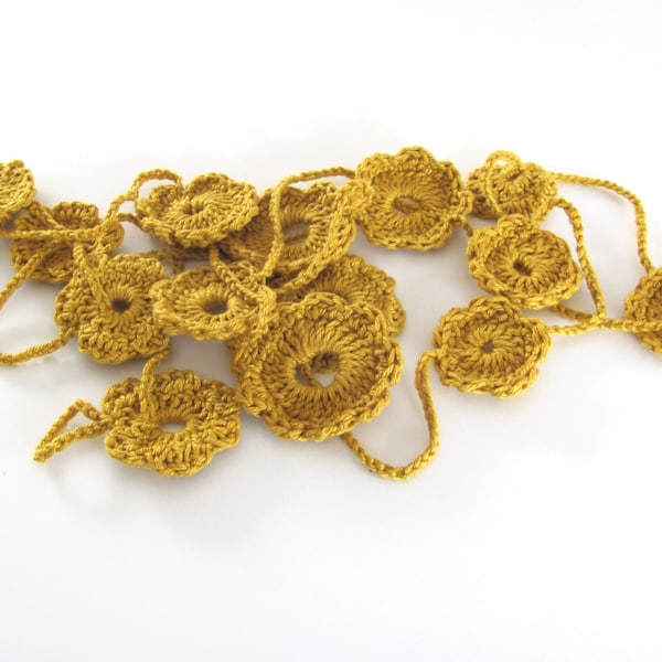 Handmade knitting neacklace Summer  Flowers yellow Knitting necklace handmade