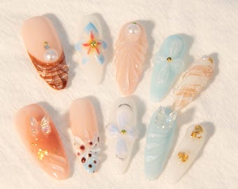 Floral Butterfly Press-On Nails: Elegant Gel Nail Set