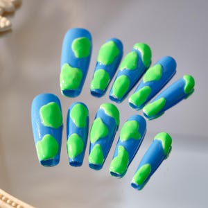 Custom Press On Nails: Blue & Green 3D Gel Almond Nails