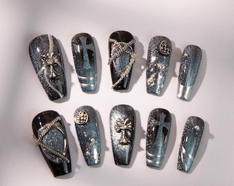 Gothic Style Press On Nails / Silver Chrome Chain Cross Decoration / Punk Rock Fake Nails / Dark Nails / Personalized Nails