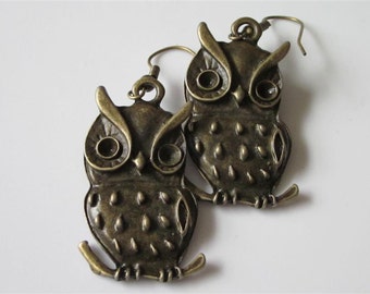 Bronze Owl Earrings, Horned Owl, Woodland Animal, Bird Earrings, Primitive Earring jewelry, Nature Inspired Animal Dangle