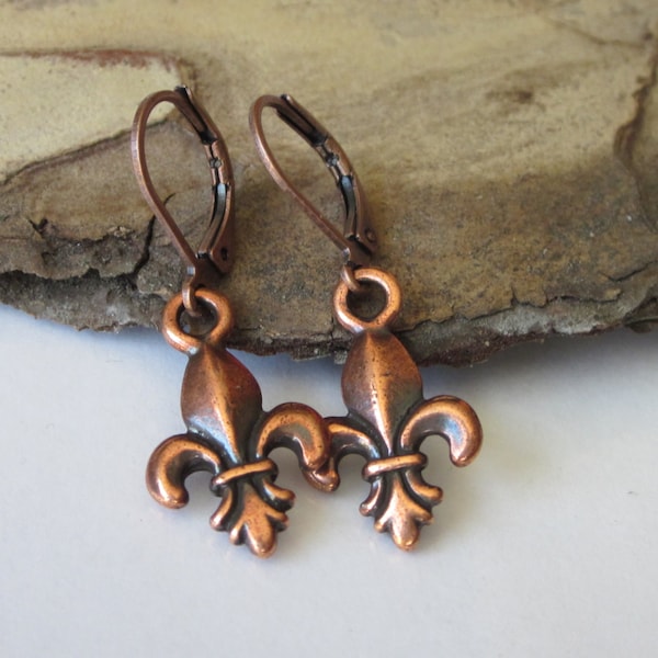 Fleur De Lis Earrings, Antiqued Copper, Fleur De Lys Dangle Earrings, Celtic Jewelry, Small Charm Earrings