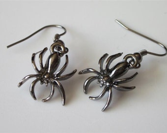 Spider Earrings, Realistic Arachnid, Black Spider Insect Dangles, Mens Small Dangle