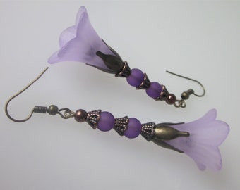 Purple Garden Flower Earrings, Lavender Trumpet Lily, Purple Lucite Flower Dangle, Violet