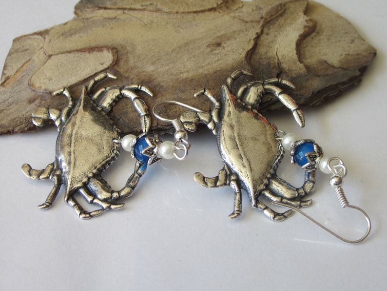 Antiqued Silver Crab Earrings Maryland Blue Crab Dangle Etsy