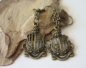 Medieval Earrings, Coat of Arms, Renaissance Earrings, Antiqued Brass, Celtic Knot, Shield Dangle, Warrior Jewelry, Family History