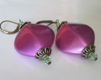 Modern Spring Earrings, Lavender Purple Beaded Dangle Earrings, Modern Minimalist Jewelry, Purple Easter Earrings