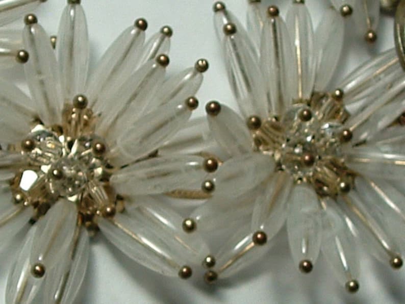 vintage signed T-- fancy flowers with crystal centers so lovely - WILD CRAZY BRACELET