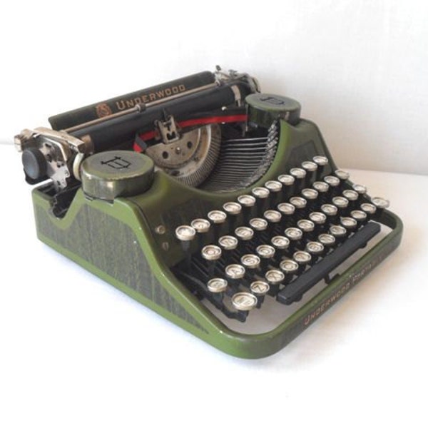 Free US Shipping Underwood Manual Typewriter Green Faux Bois