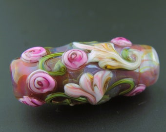 Lampwork glaskraal Focal, iriserend blauw, roze, bloemen en roze rozen