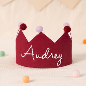 Corona di compleanno in tessuto ricamato per bambini con nome, regalo personalizzato per neonati, regalo per il primo compleanno, cappello di compleanno neutro, occasione speciale